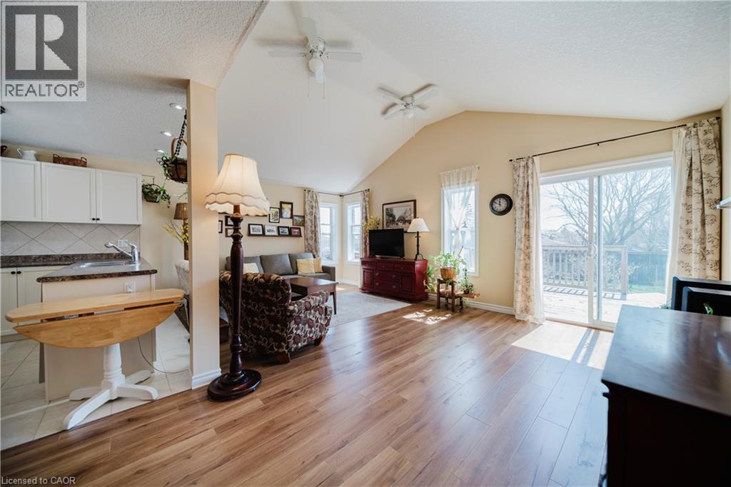 90 CAPTAIN MCCALLUM Drive thumbnail 6