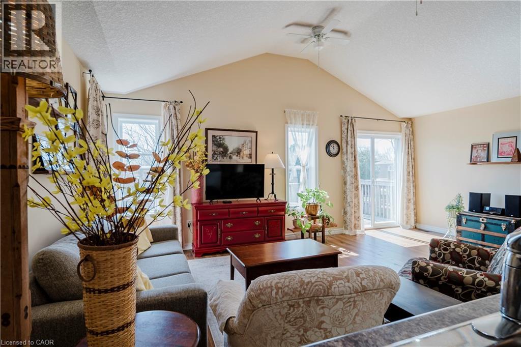 90 CAPTAIN MCCALLUM Drive thumbnail 3