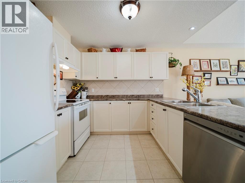 90 CAPTAIN MCCALLUM Drive thumbnail 10