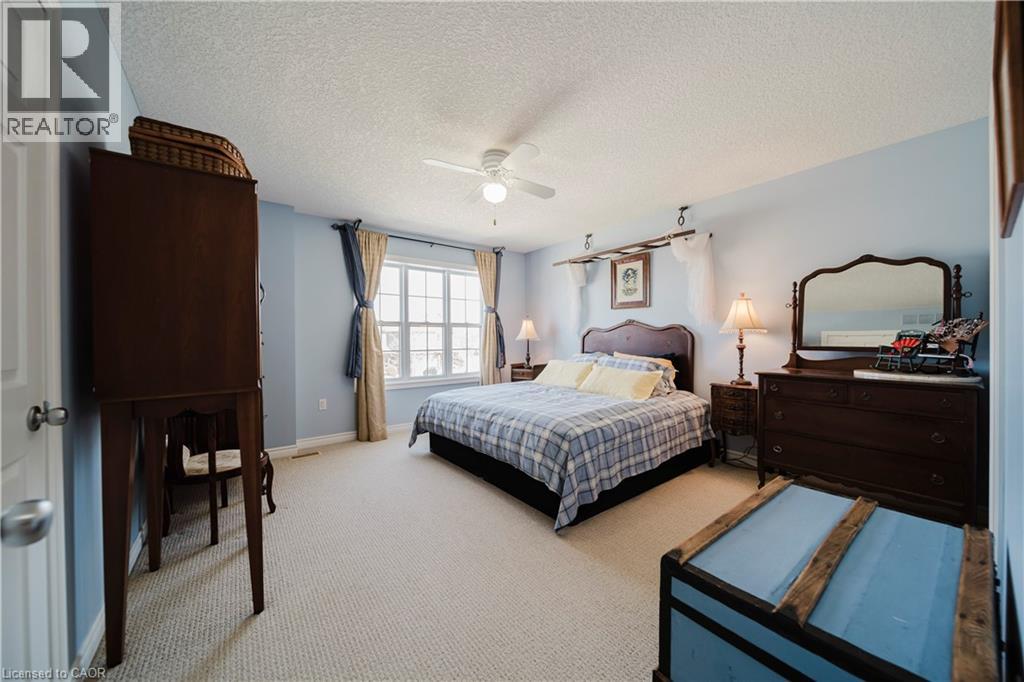 90 CAPTAIN MCCALLUM Drive thumbnail 22