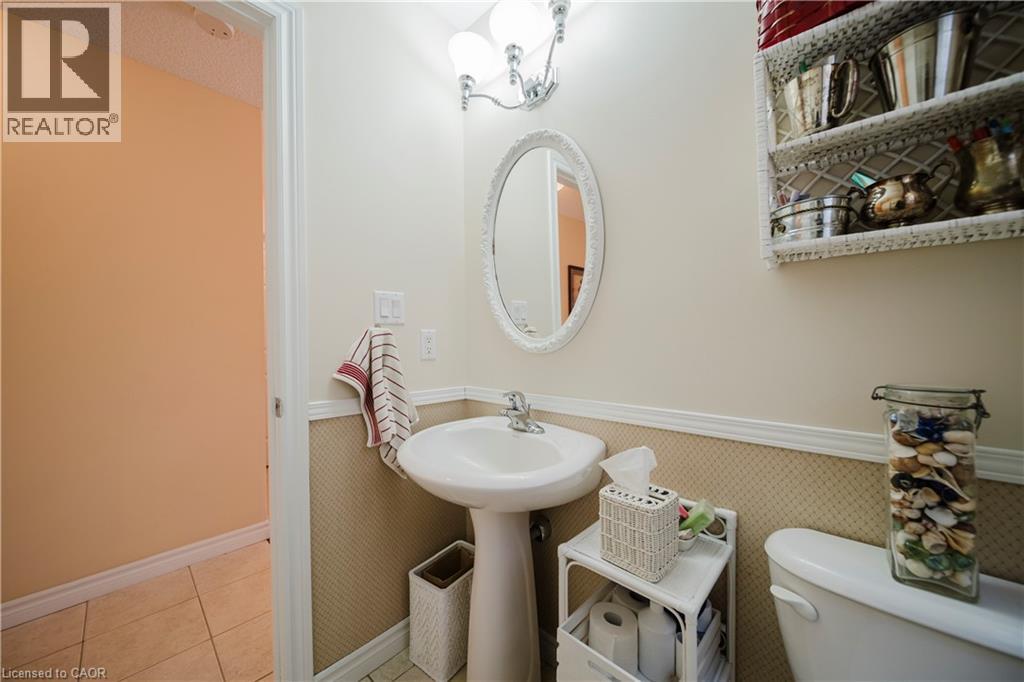 90 CAPTAIN MCCALLUM Drive thumbnail 17