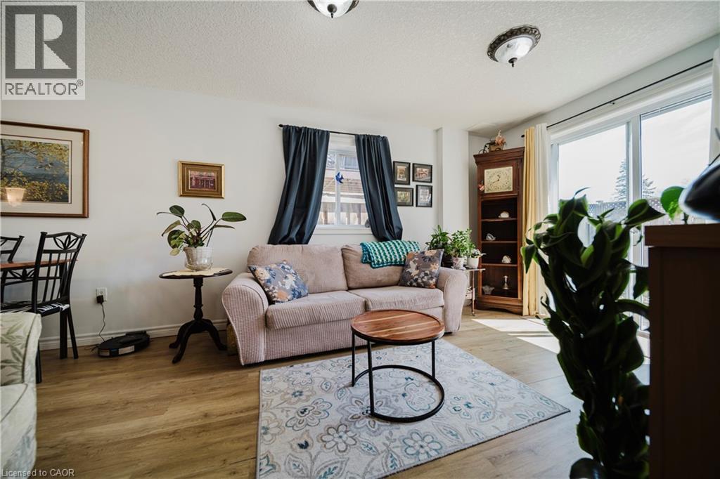 90 CAPTAIN MCCALLUM Drive thumbnail 33