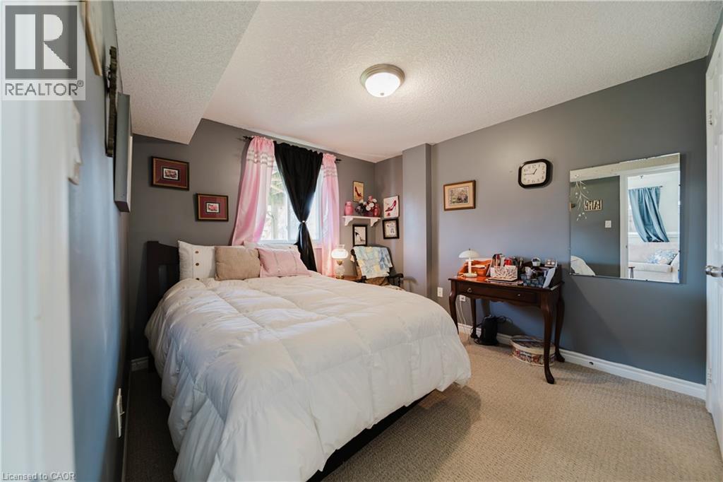 90 CAPTAIN MCCALLUM Drive thumbnail 38