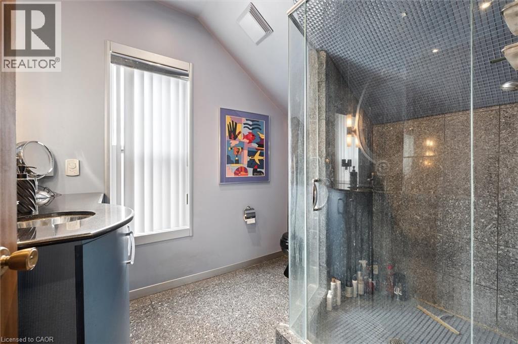 64 FRANCIS Street N thumbnail 26