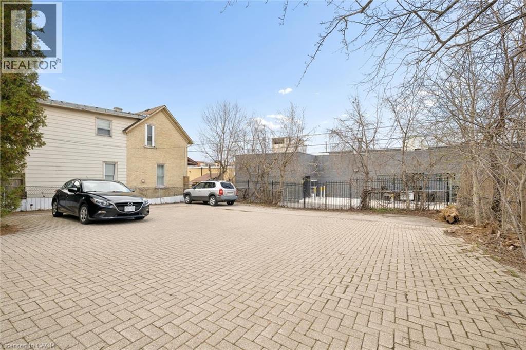 64 FRANCIS Street N thumbnail 28