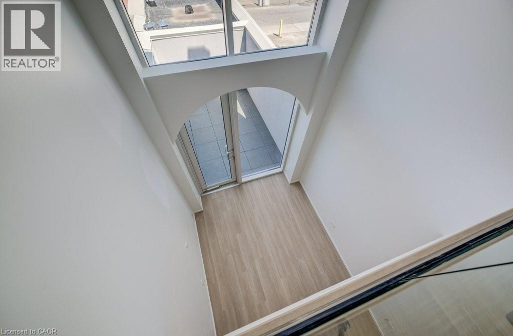 26 KING Street E thumbnail 24