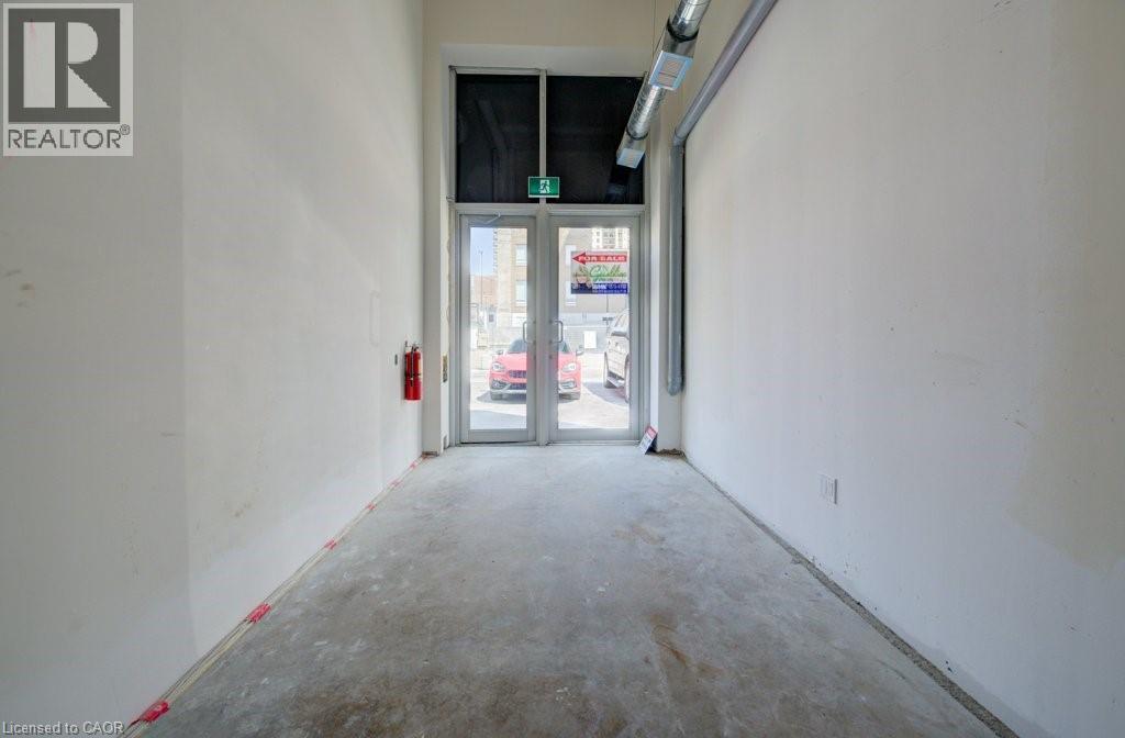 26 KING Street E thumbnail 31