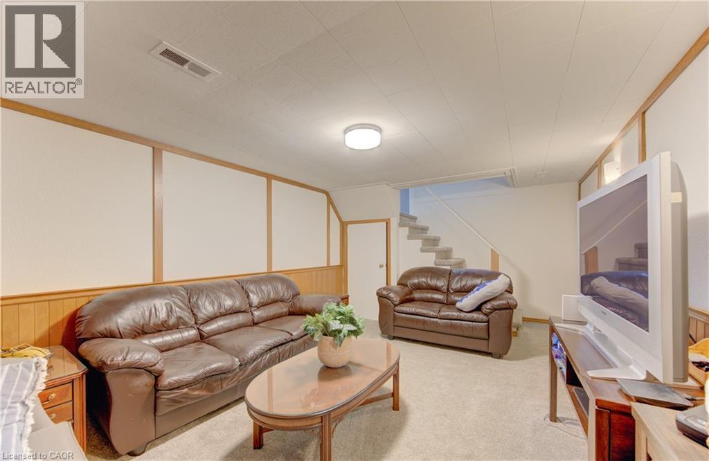 196 LOURDES Street thumbnail 24