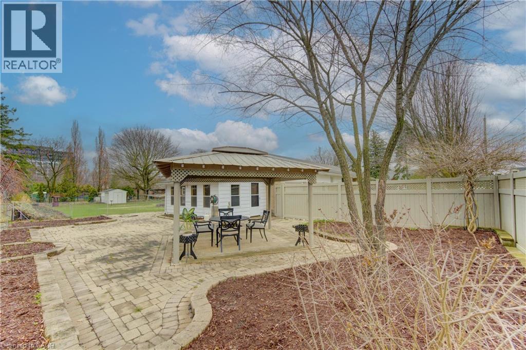 196 LOURDES Street thumbnail 33