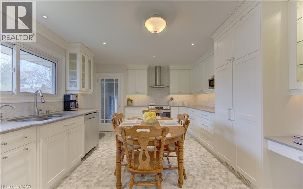 196 LOURDES Street thumbnail 8