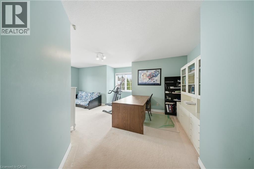 637 DEER RUN Drive thumbnail 36