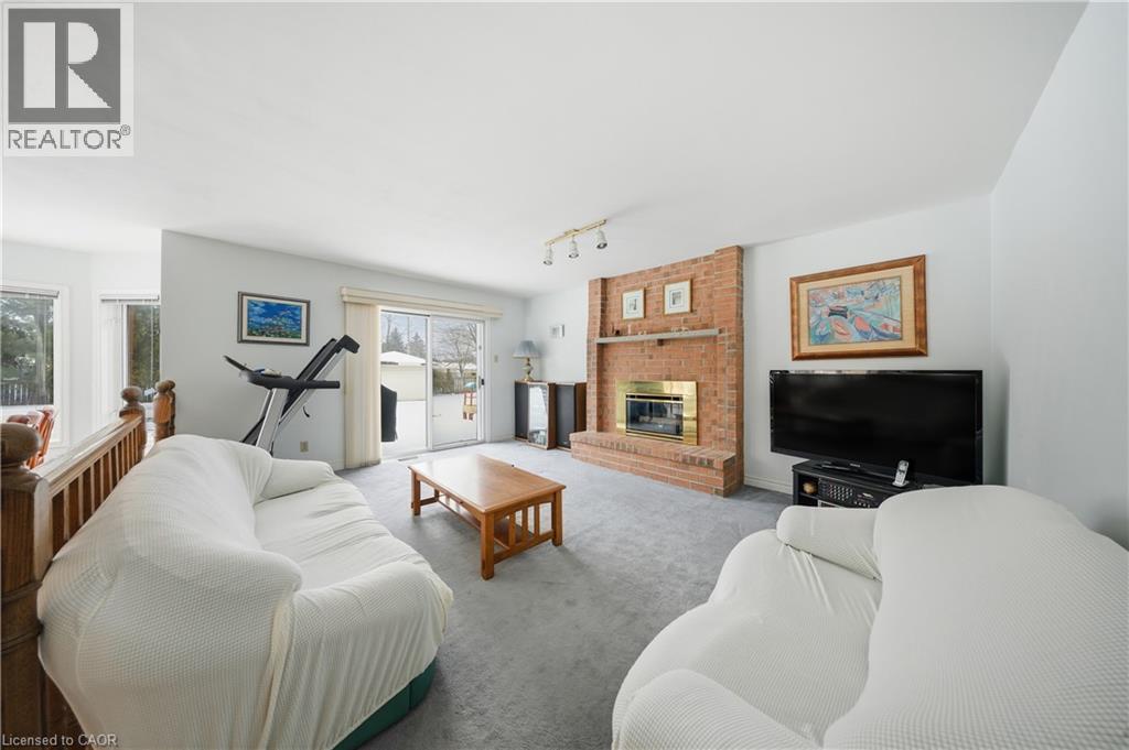 637 DEER RUN Drive thumbnail 13