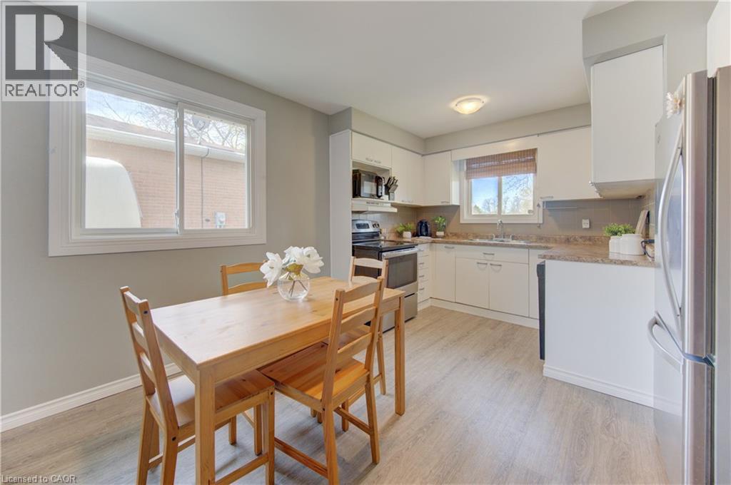 100 JOHANNA Drive thumbnail 11