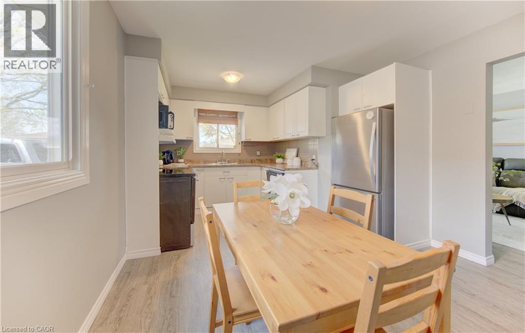 100 JOHANNA Drive thumbnail 13