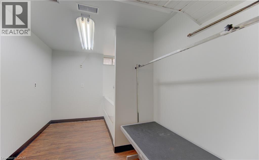 100 JOHANNA Drive thumbnail 26