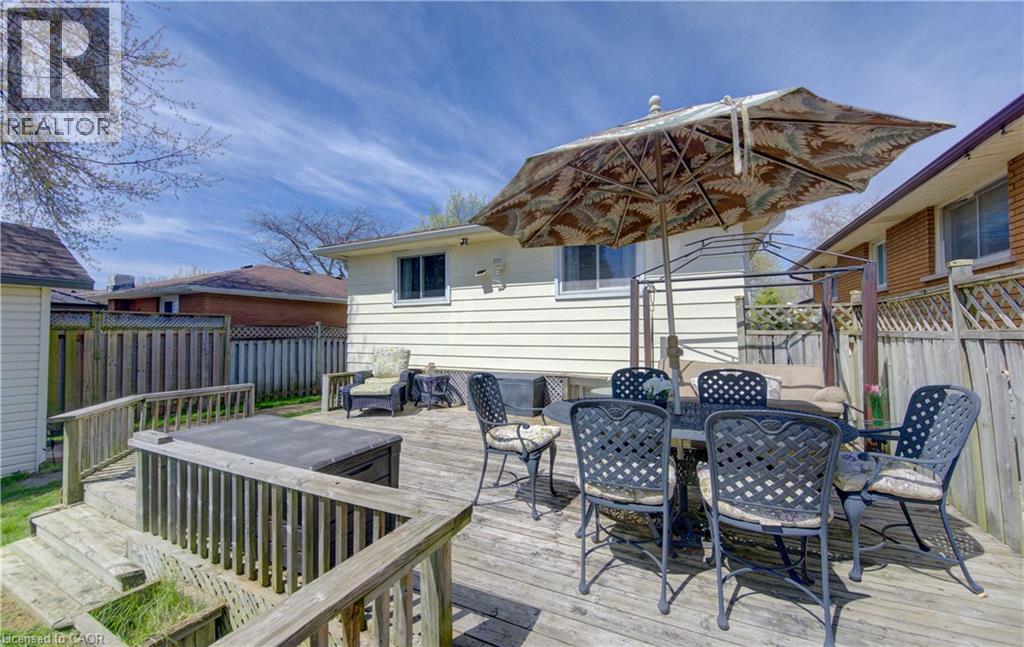 100 JOHANNA Drive thumbnail 32