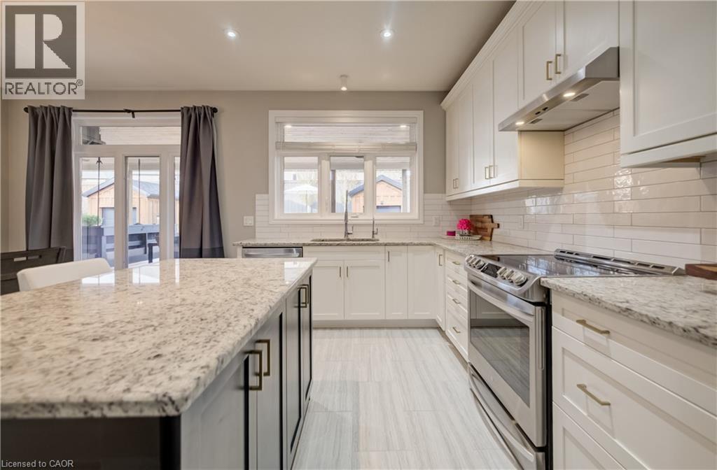 69 THEODORE SCHULER Boulevard thumbnail 10