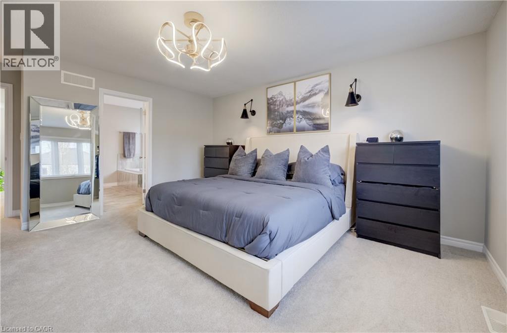 69 THEODORE SCHULER Boulevard thumbnail 16