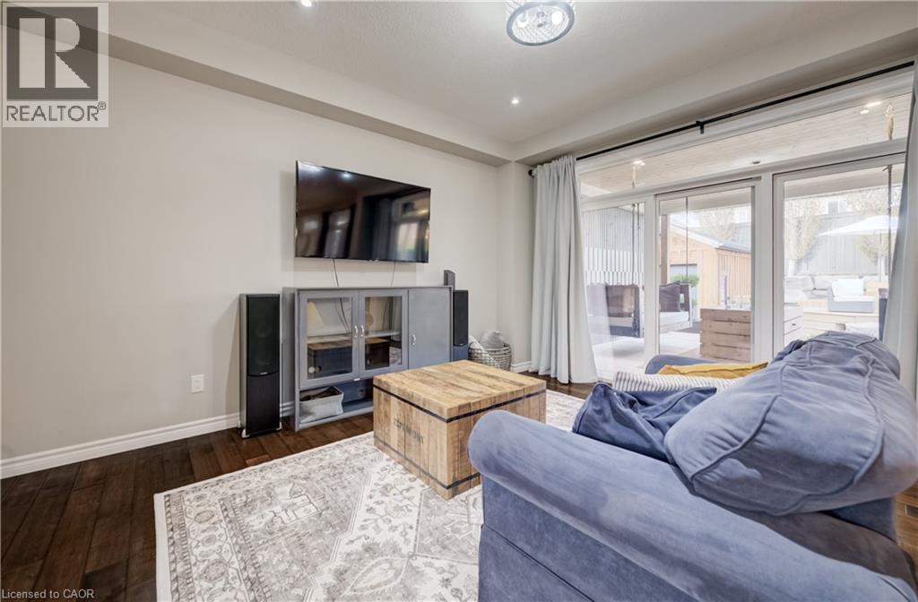 69 THEODORE SCHULER Boulevard thumbnail 5