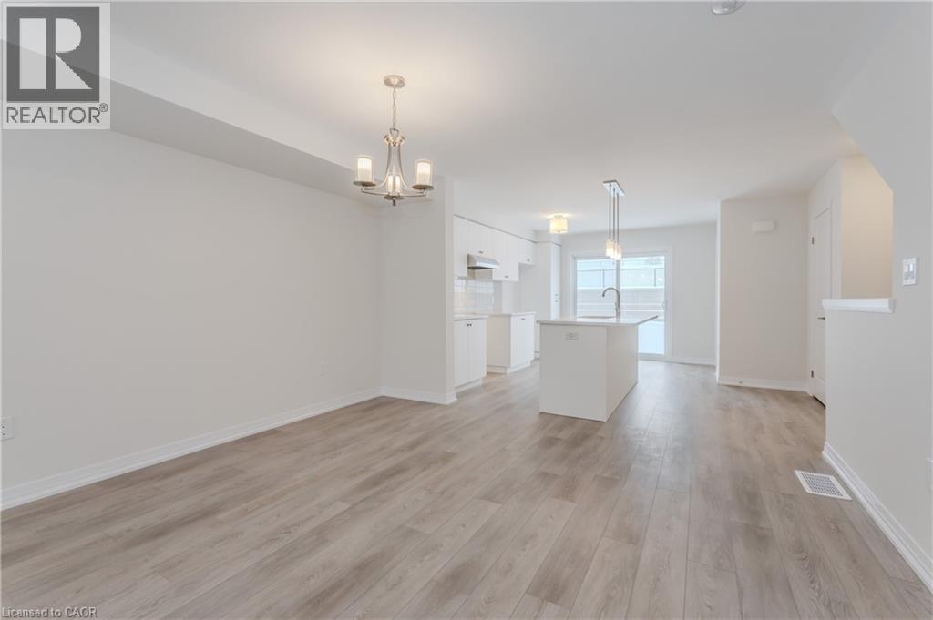 15 URBANE Boulevard thumbnail 11