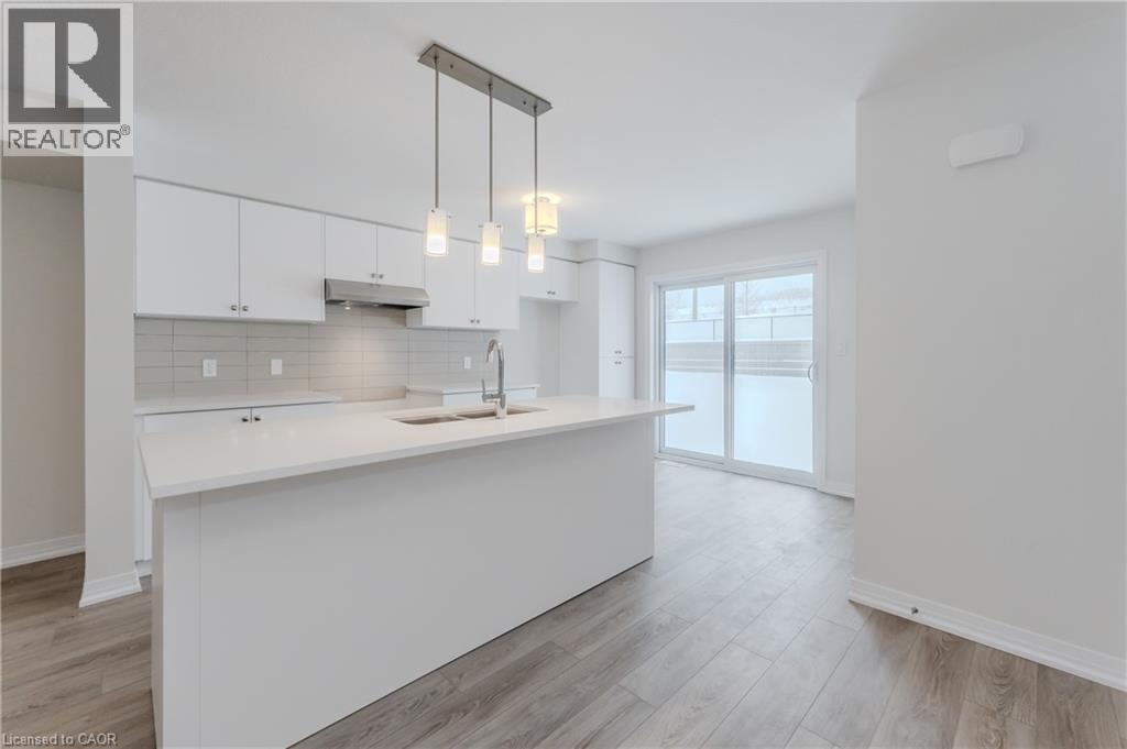 15 URBANE Boulevard thumbnail 12