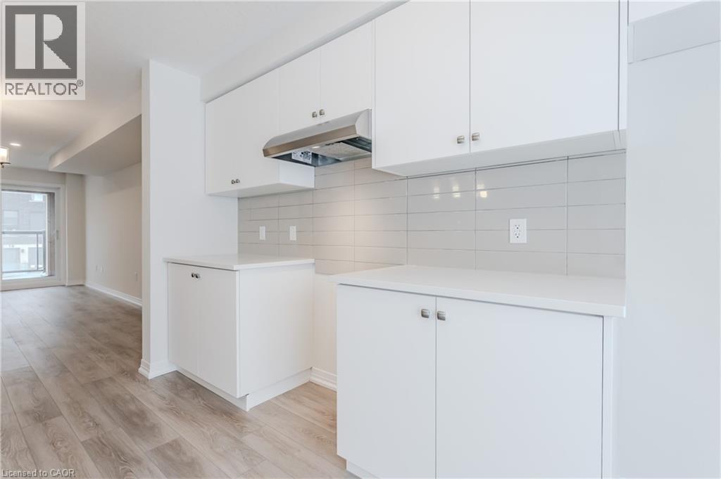 15 URBANE Boulevard thumbnail 16