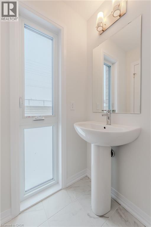 15 URBANE Boulevard thumbnail 17