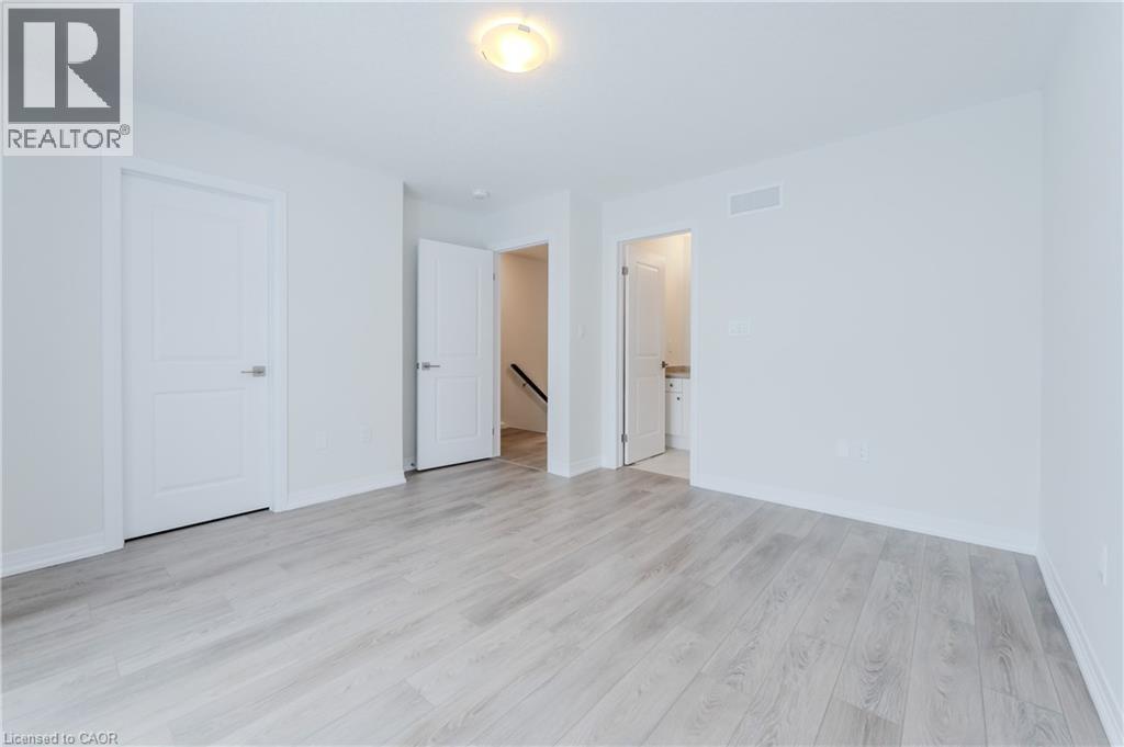 15 URBANE Boulevard thumbnail 26