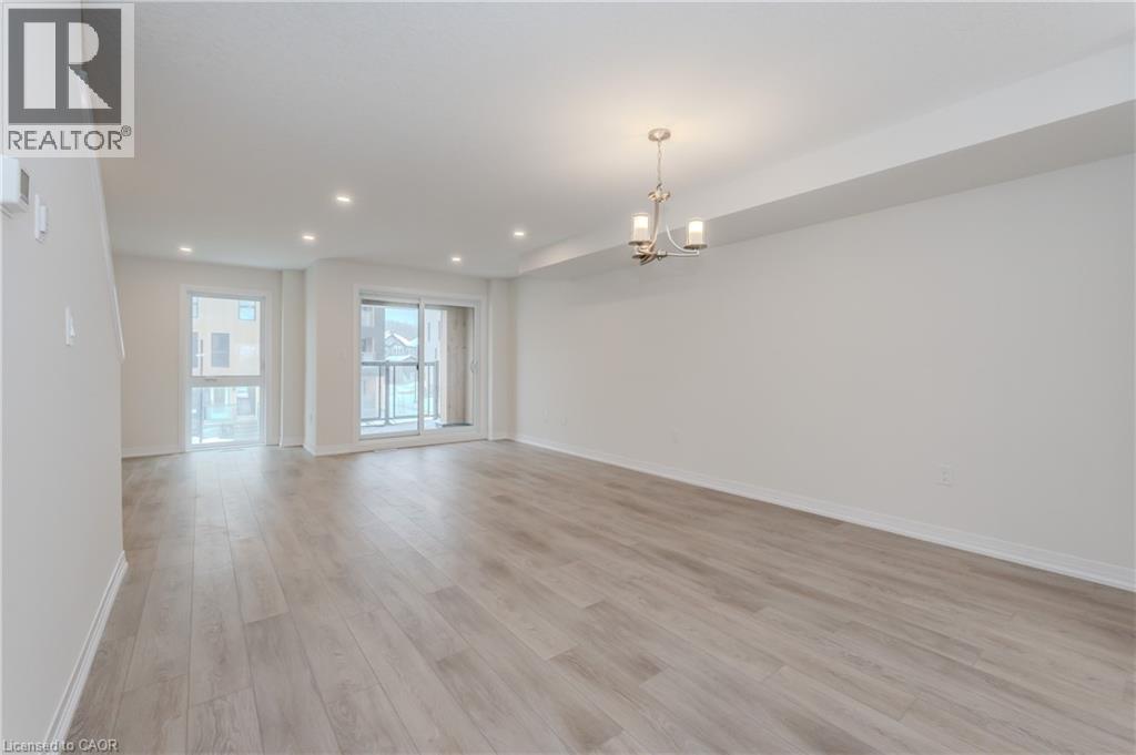 15 URBANE Boulevard thumbnail 7