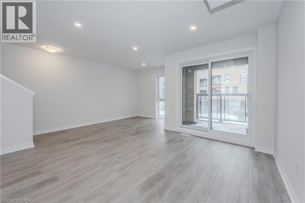 15 URBANE Boulevard thumbnail 9