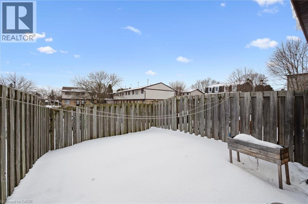 210 GLAMIS Road Unit# 9 thumbnail 39