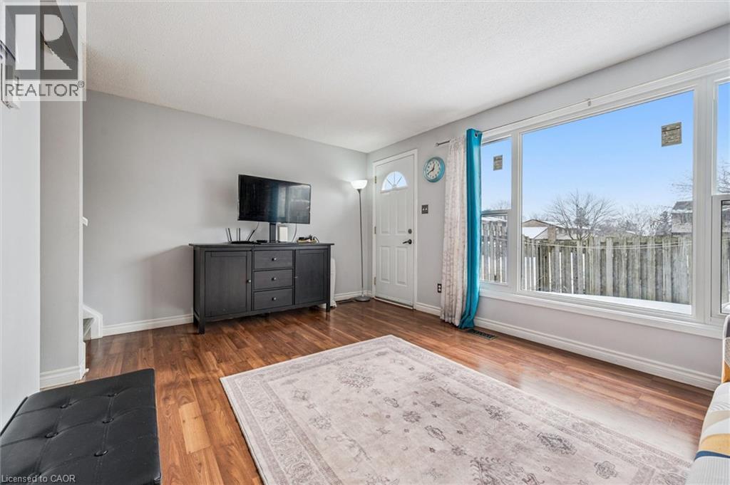 210 GLAMIS Road Unit# 9 thumbnail 19