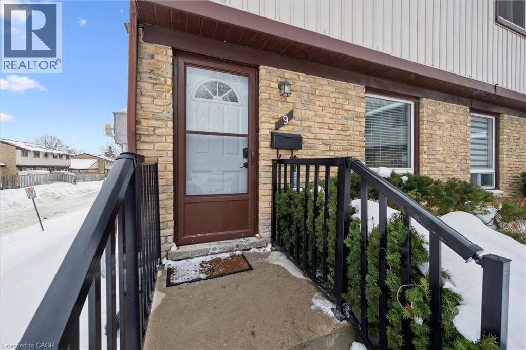 210 GLAMIS Road Unit# 9 thumbnail 5