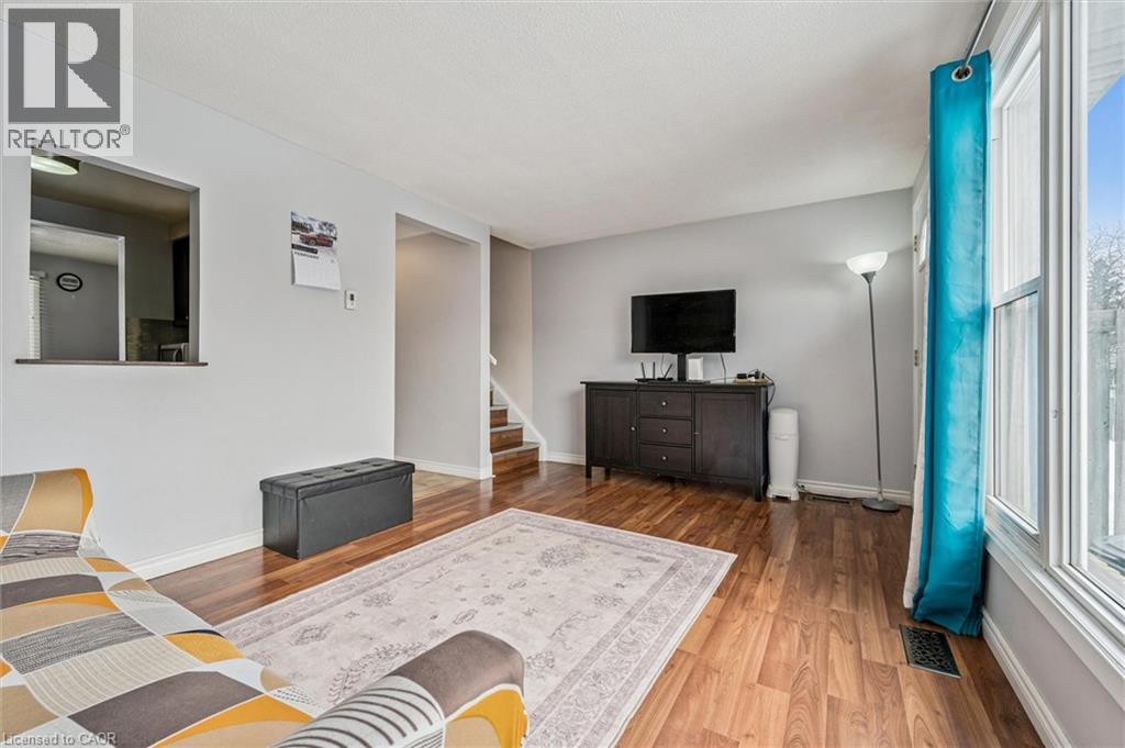 210 GLAMIS Road Unit# 9 thumbnail 18