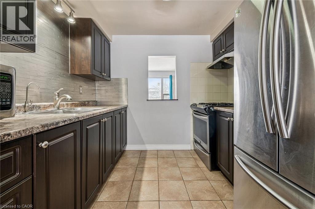 210 GLAMIS Road Unit# 9 thumbnail 14