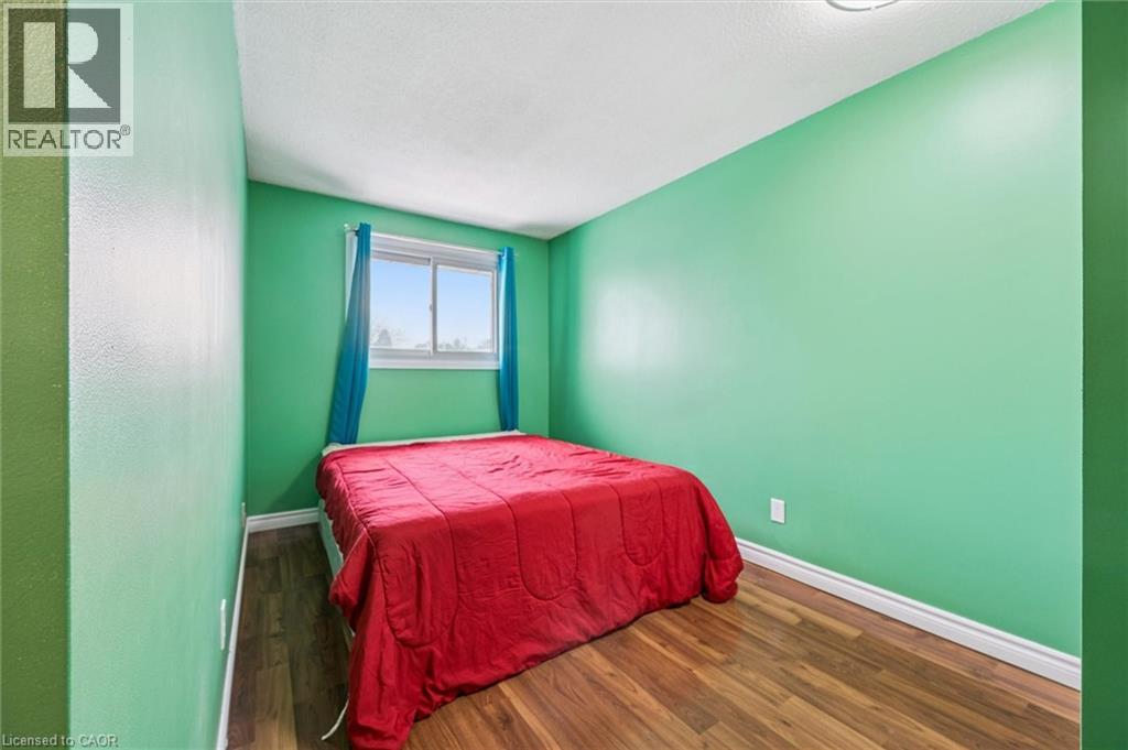 210 GLAMIS Road Unit# 9 thumbnail 25