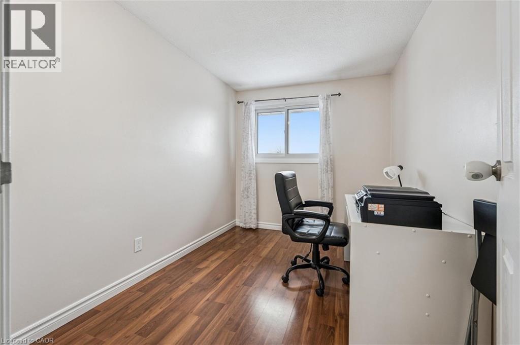 210 GLAMIS Road Unit# 9 thumbnail 27