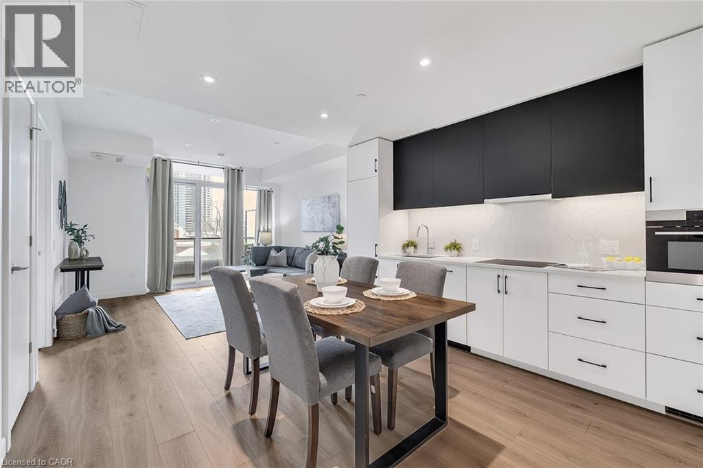 741 KING Street W Unit# 306 thumbnail 2