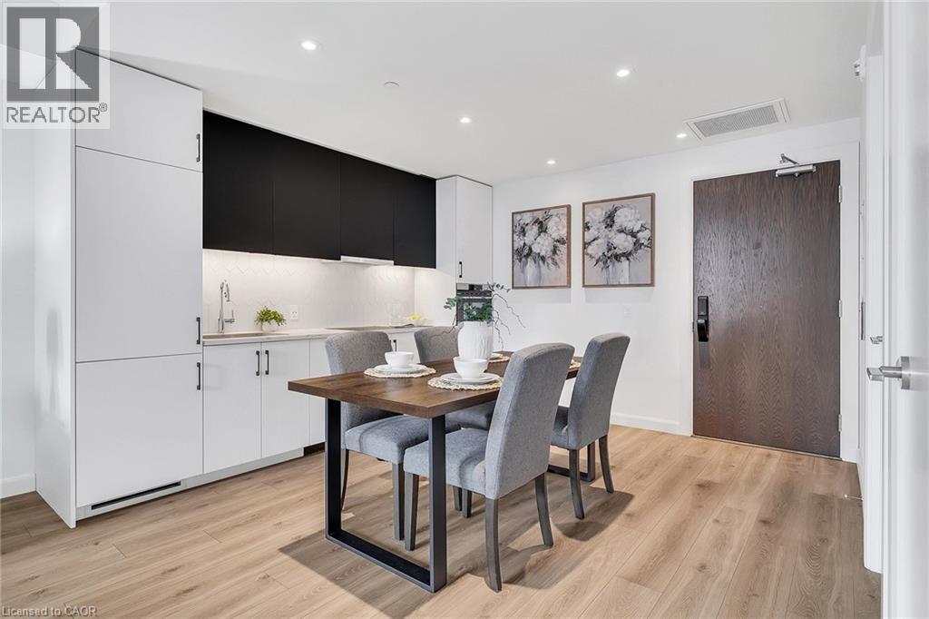 741 KING Street W Unit# 306 thumbnail 3