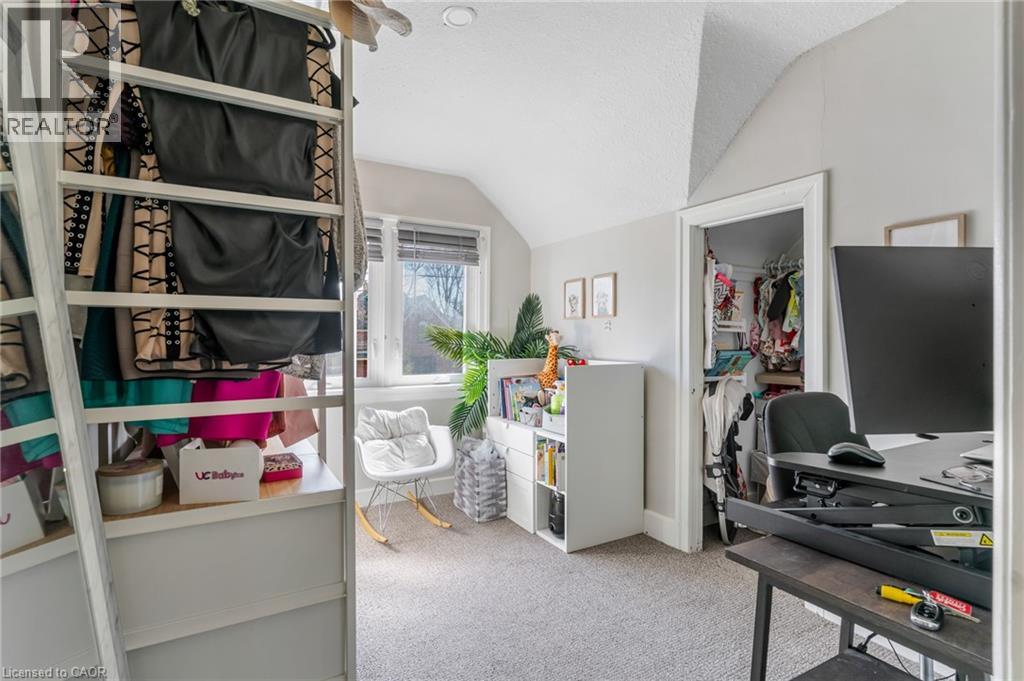 129 AHRENS Street W thumbnail 26