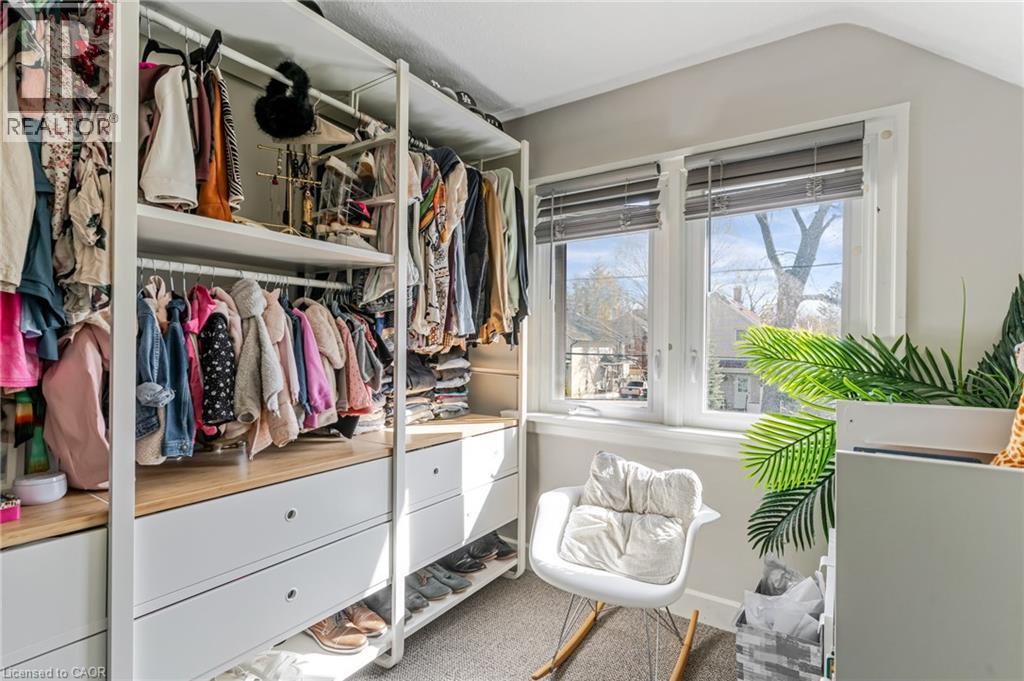 129 AHRENS Street W thumbnail 27