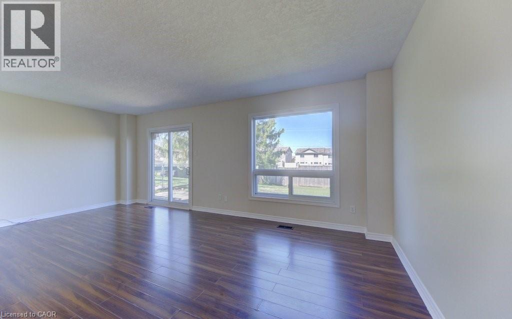 90 RALGREEN Crescent thumbnail 19