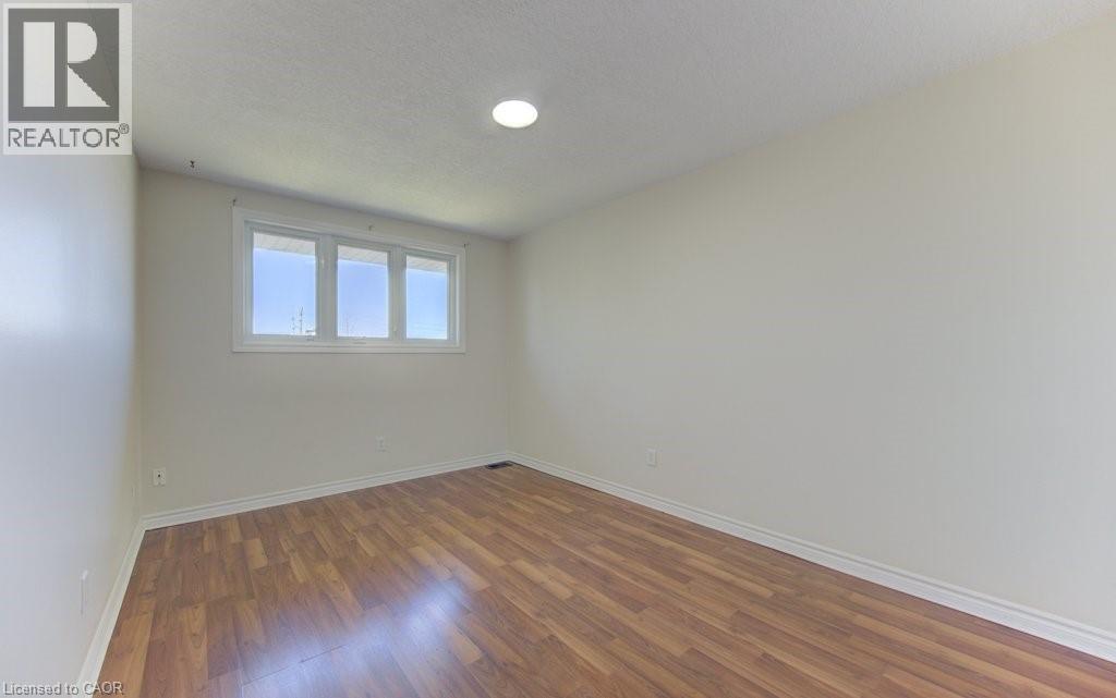 90 RALGREEN Crescent thumbnail 24