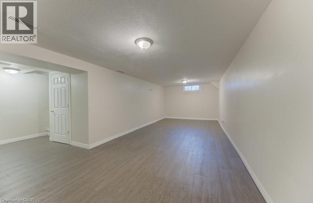 90 RALGREEN Crescent thumbnail 30