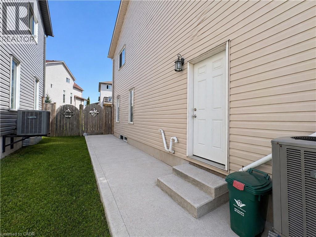 1364 COUNTRYSTONE Drive thumbnail 19