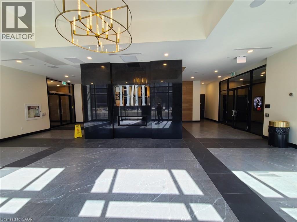 145 COLUMBIA Street W Unit# 725 thumbnail 13