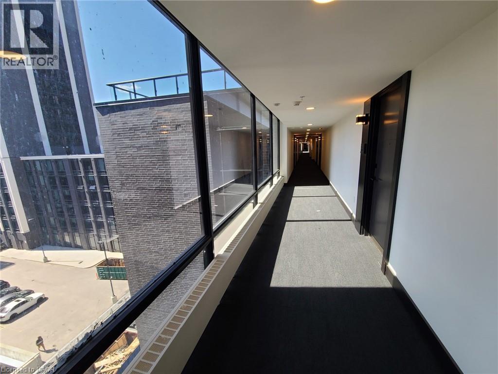 145 COLUMBIA Street W Unit# 725 thumbnail 5