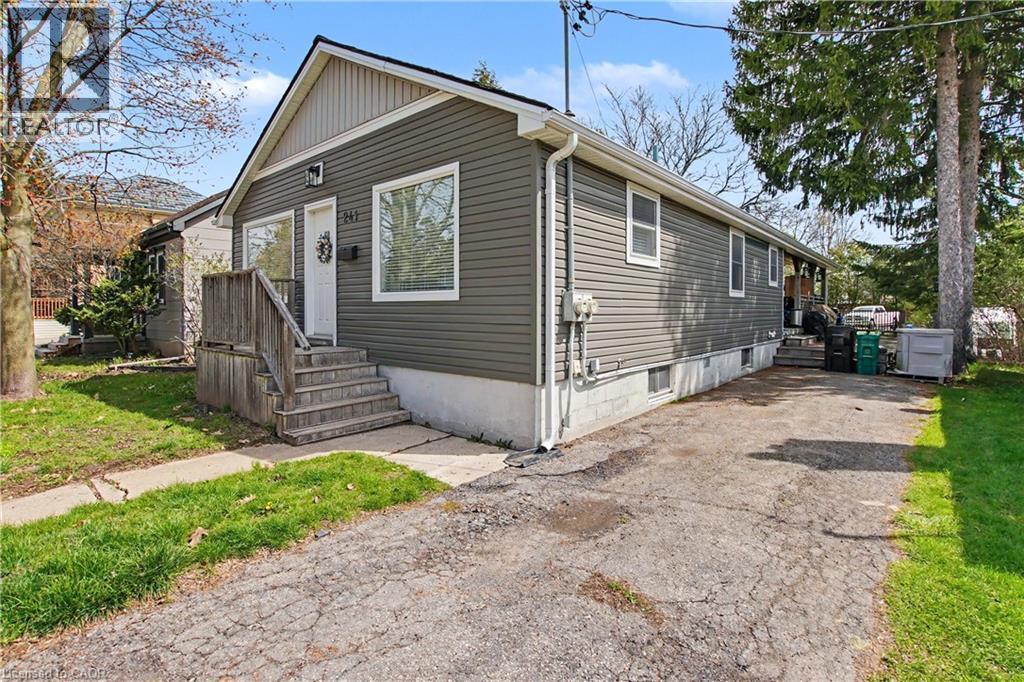 241 GUELPH Avenue thumbnail 2