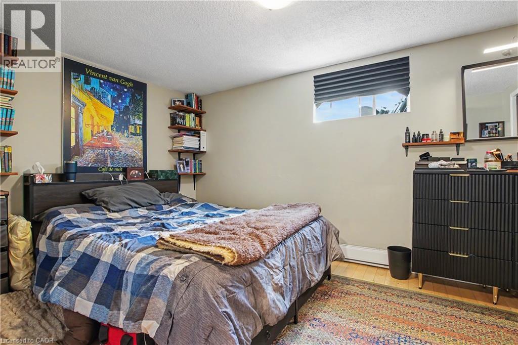 241 GUELPH Avenue thumbnail 34