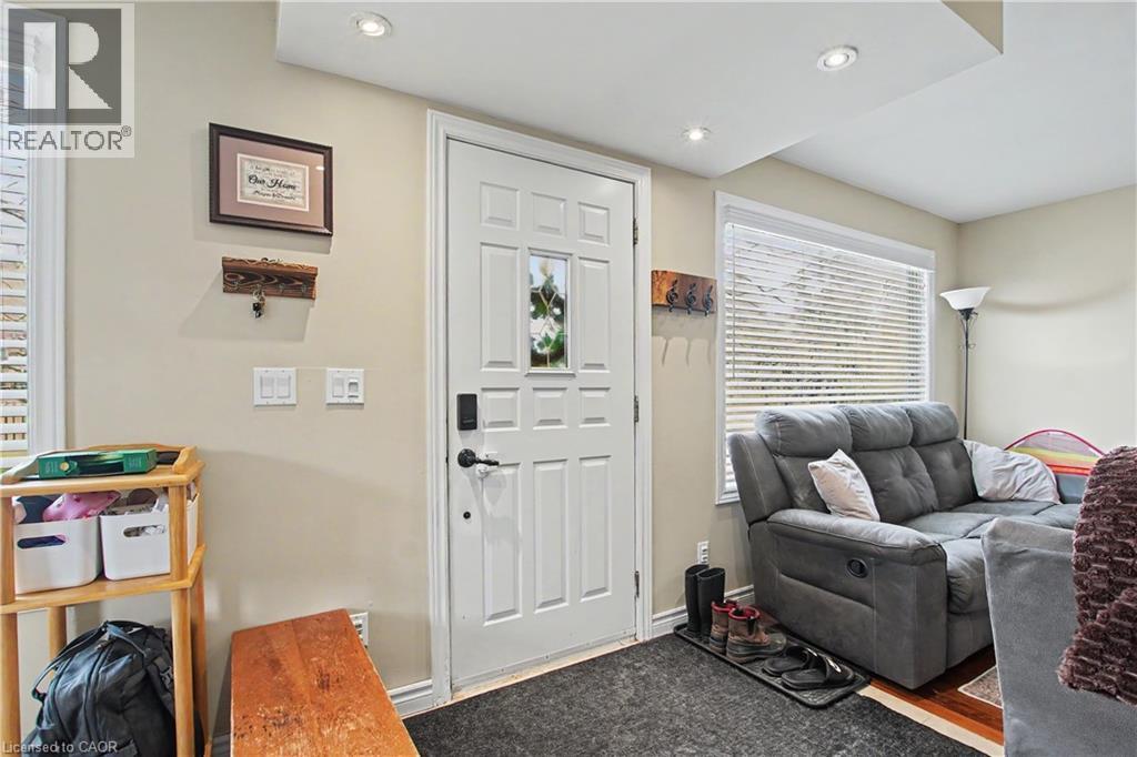 241 GUELPH Avenue thumbnail 5